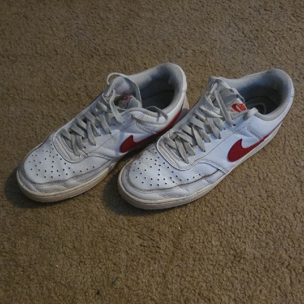 Nike White and Red Sneakers